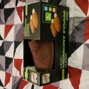 Memory foam slippers